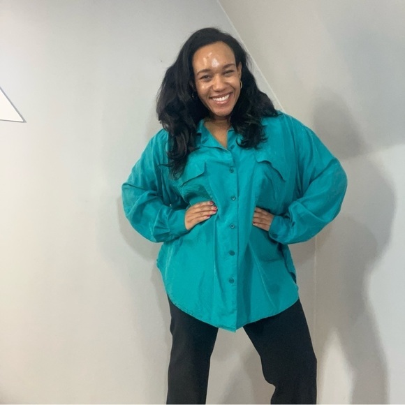 Vintage 100% silk teal green button down blouse 80s retro relaxed fit comfy top - Picture 3 of 11